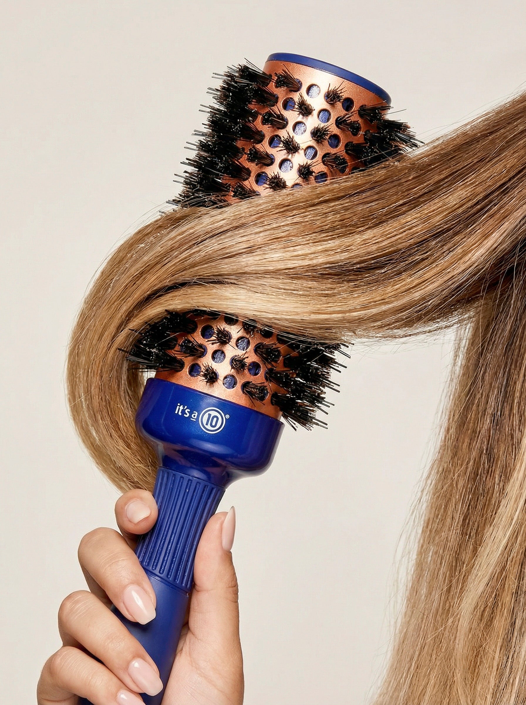 It’s a 10 Miracle Round Brush – 38MM